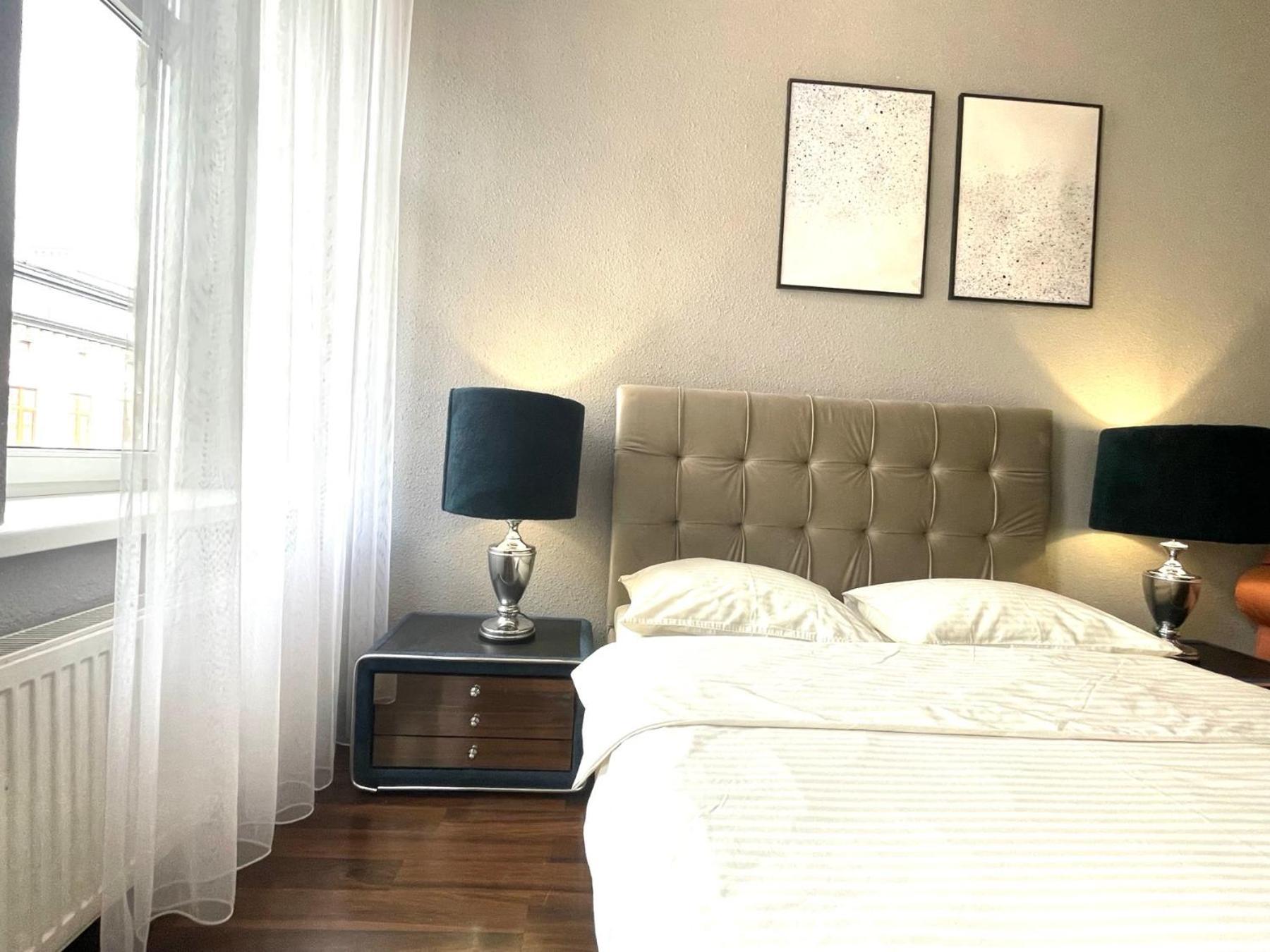 Куліша 41, Помешкання В Центрі Біля Тц Форум Leilighet Lviv Eksteriør bilde