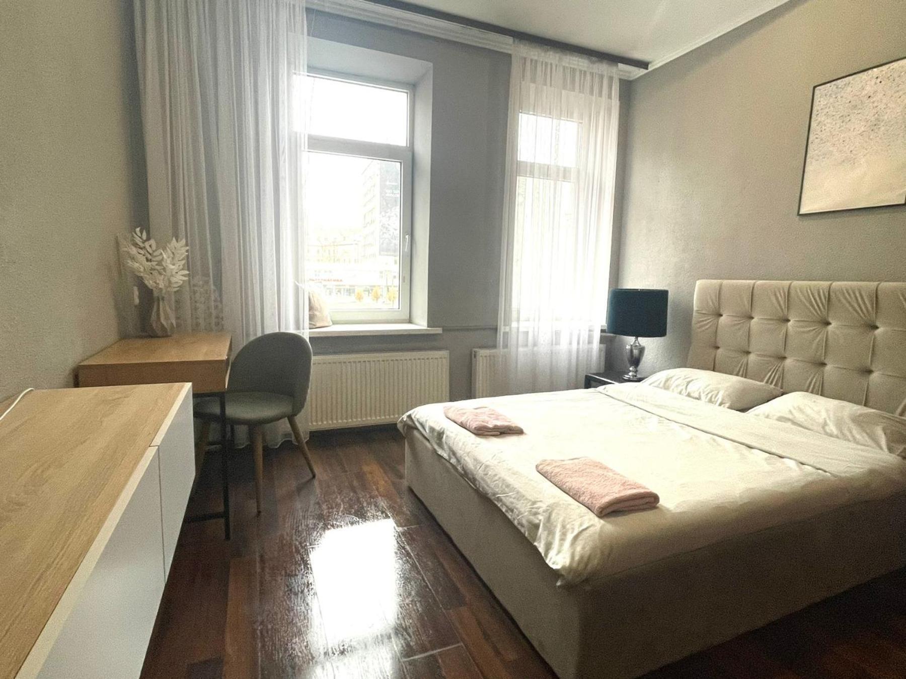 Куліша 41, Помешкання В Центрі Біля Тц Форум Leilighet Lviv Eksteriør bilde